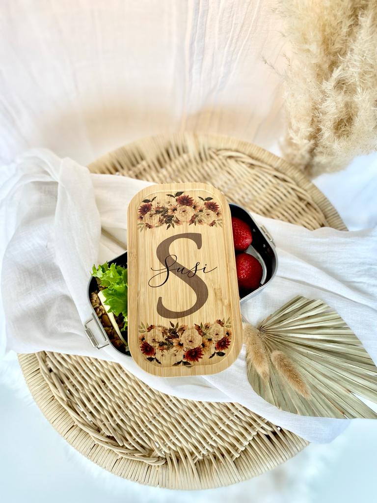 Brotdose "Monogram" mit Bambusdeckel und Namen für Frauen | Boho Lunchbox mit Buchstaben u. Namen | Personalisierte Geschenkidee fürs Büro, Freizeit, Reisen