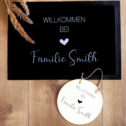 Fußmatte personalisiert mit dem Namen der Familie | Optional als Set mit Türschild erhältlich
