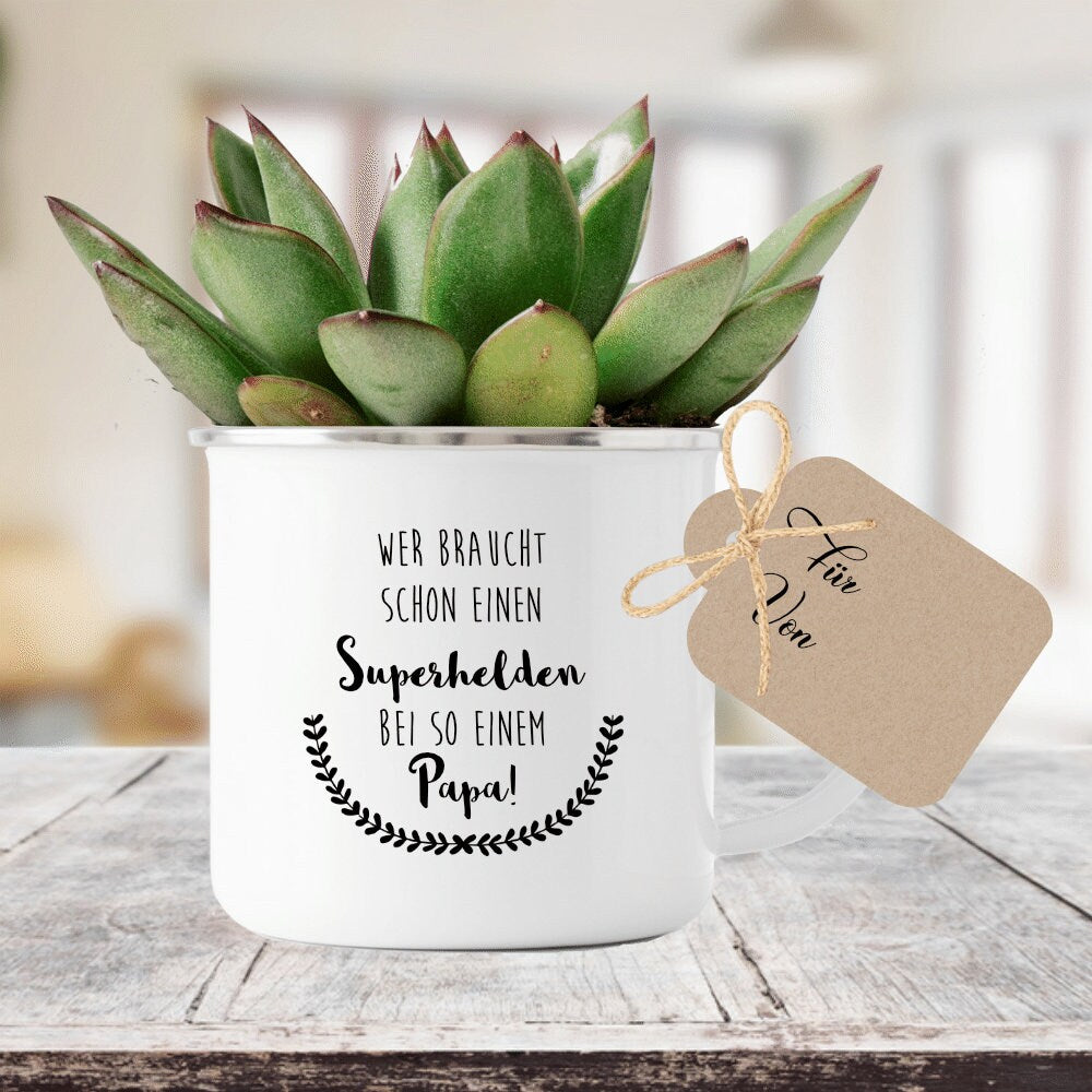 Tasse "Wer braucht schon einen Superhelden bei so einem Papa!" | Originelles Geschenk für Väter | Perfekt zum Vatertag und vielen weiteren Anlässen