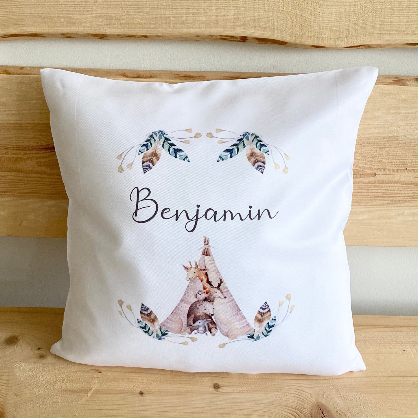 Boho Kissengeschenk für Kinder | Personalisiertes Kissen mit Motiv Reh | Besondere Geschenkidee für Babys u. Kinder zur Geburt u. Taufe | Perfekte Deko für das Kinderzimmer | 4 Motivvarianten zur Auswahl