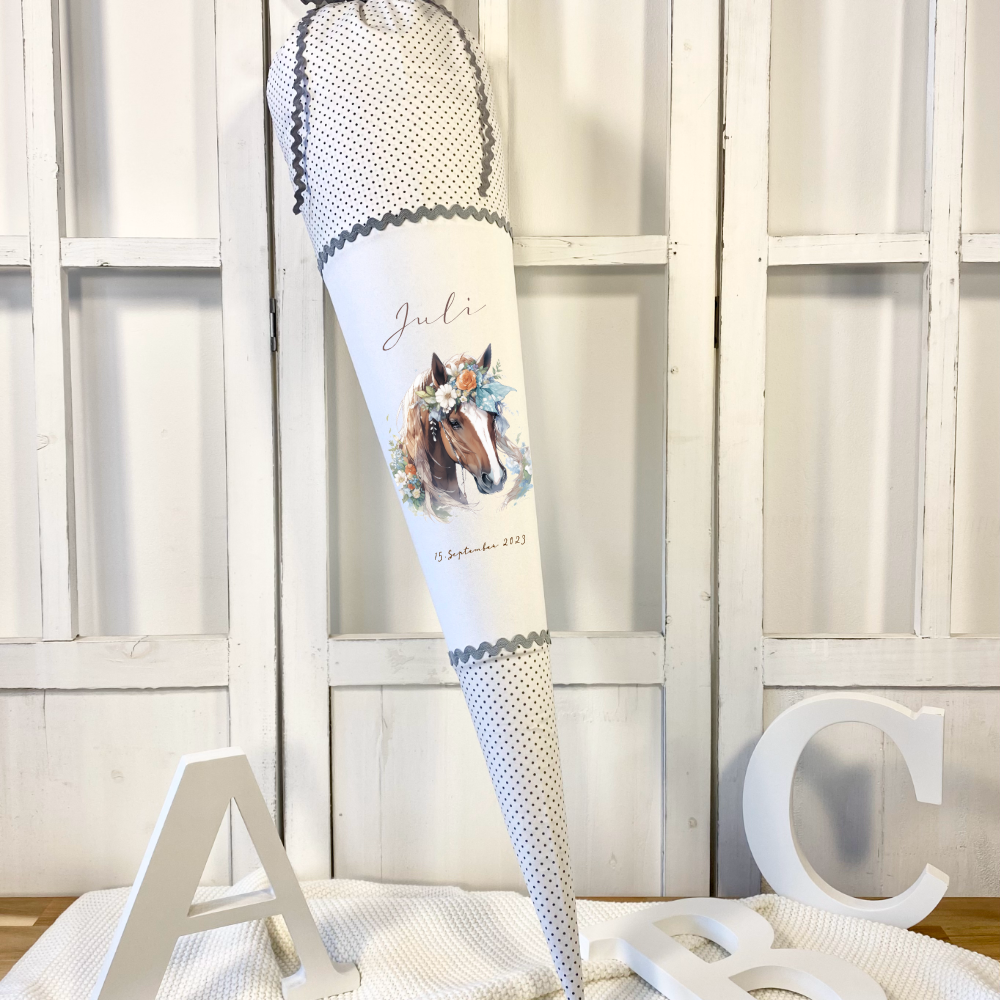 Zuckertüte Pferd mit Name für Mädchen personalisiert zur Einschulung