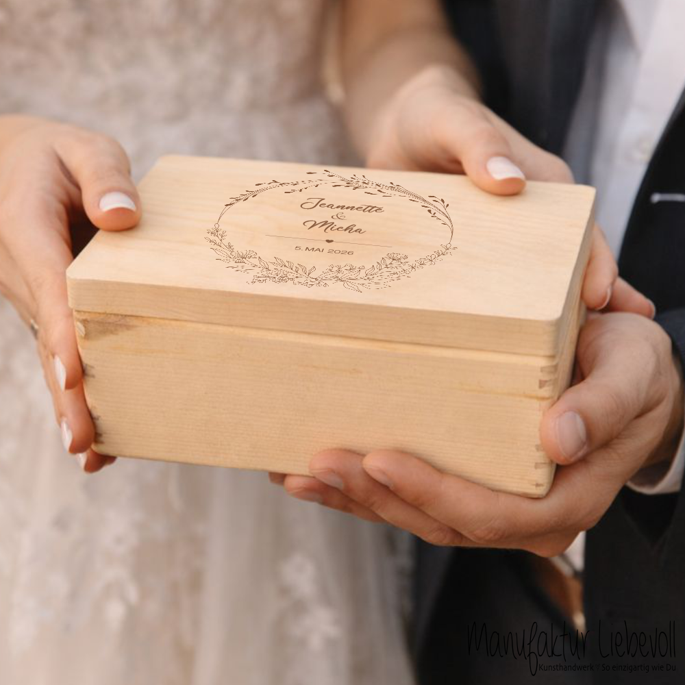 Personalisierte Erinnerungskiste zur Hochzeit, Holzbox als Geschenk für das Brautpaar, Hochzeitsgeschenk