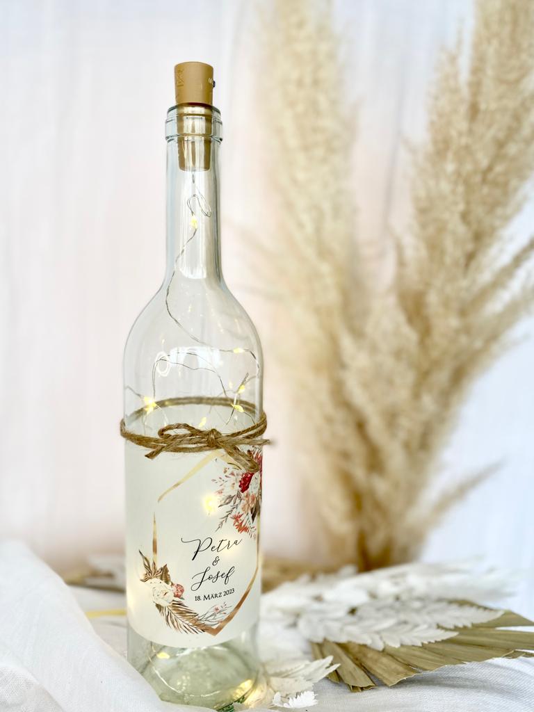 Personalisiertes Flaschenlicht zur Hochzeit | Besonderes Hochzeitsgeschenk | Handgefertigt mit den Namen des Paares und dem Hochzeitsdatum