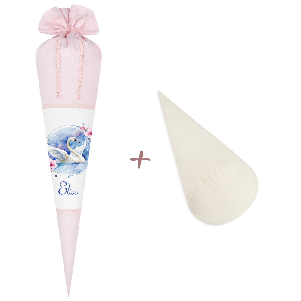 Schultüte mit Füllkissen als Kissen.