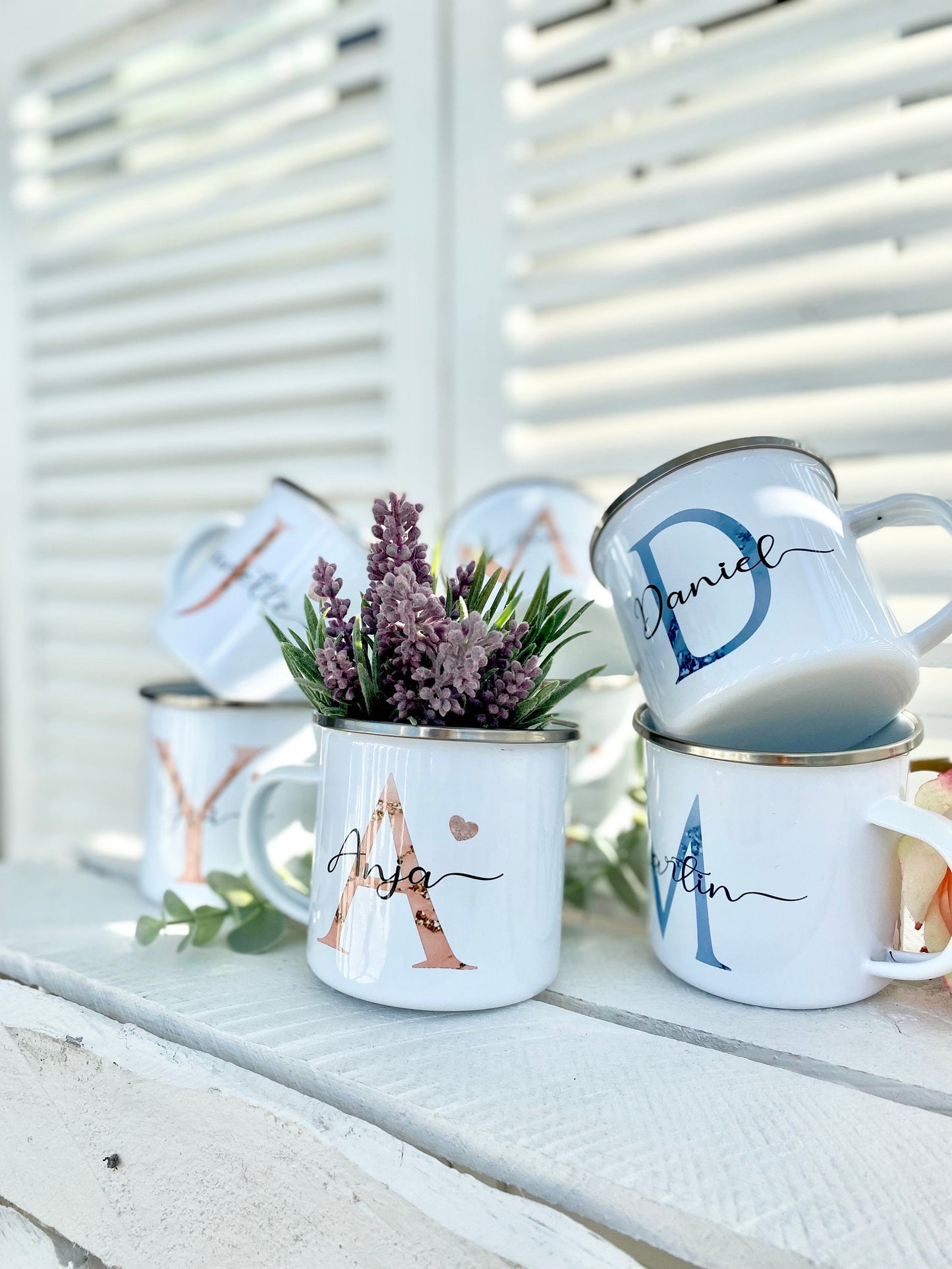 Buchstabentasse, personalisiert mit dem Namen für Ihn und Sie in Blau und Rosa | 2 Motivvarianten zur Auswahl